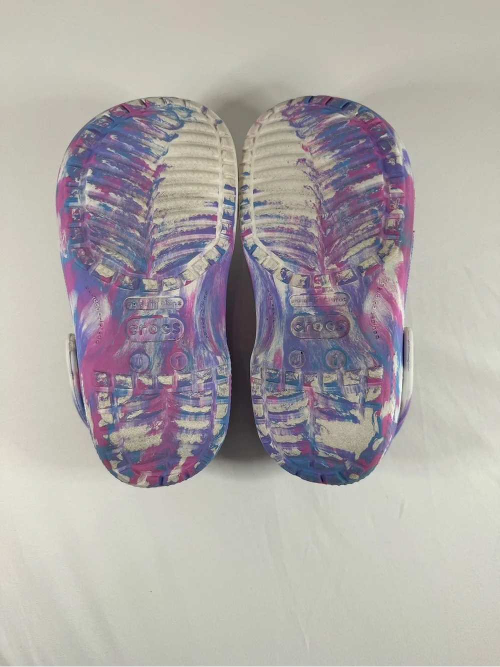 Toddler Girl's Size J1 Pink Purple Blue Tie Dye Crocs